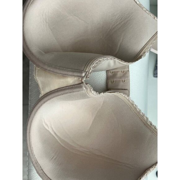 M&S Lingerie Women Almond Bra With Lace Detail Size 40D - Picture 8 of 11